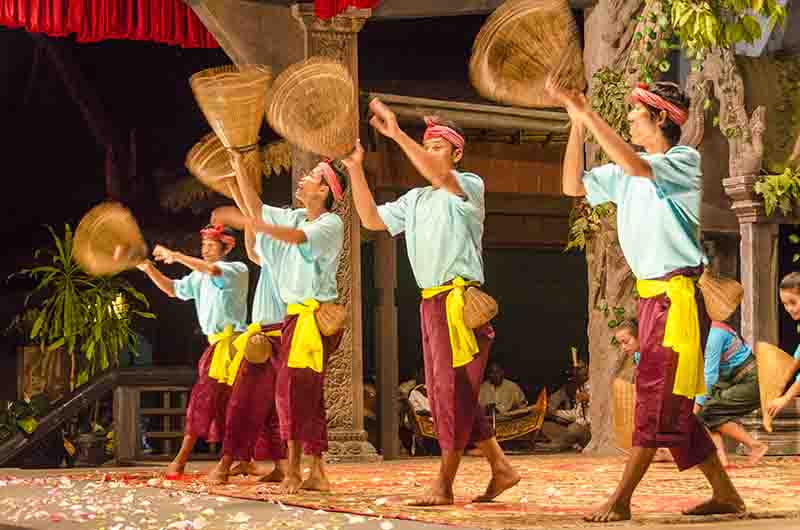 54 - Camboya - Siem Reap - danzas tradicionales